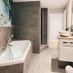 Tip! Toplage In Dresden! Moderne 100 Qm Für Familien Und Kleine Gruppen