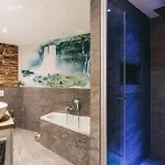 Tip! Toplage In Dresden! Moderne 100 Qm Für Familien Und Kleine Gruppen Apartment *