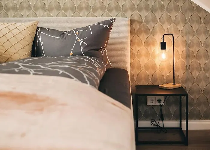 Tip! Toplage In Dresden! Moderne 100 Qm Fuer Familien Und Kleine Gruppen