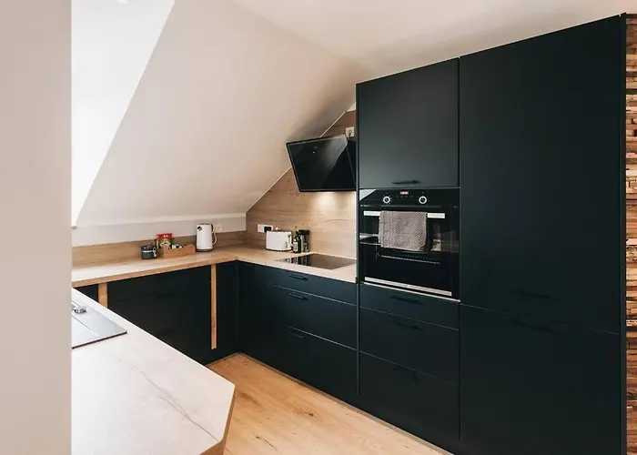 Tip! Toplage In Dresden! Moderne 100 Qm Fuer Familien Und Kleine Gruppen דירה