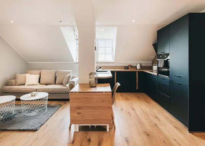 Tip! Toplage In Dresden! Moderne 100 Qm Fuer Familien Und Kleine Gruppen דירה *