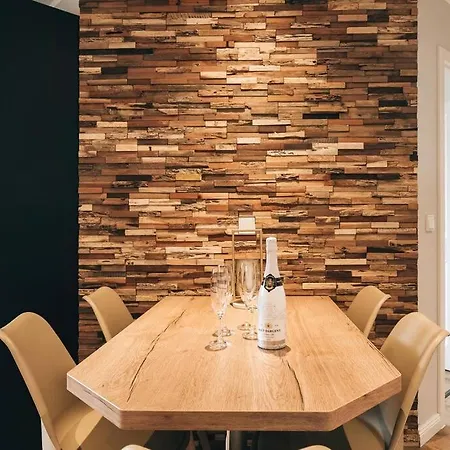 Tip! Toplage In Dresden! Moderne 100 Qm Fuer Familien Und Kleine Gruppen Lägenhet